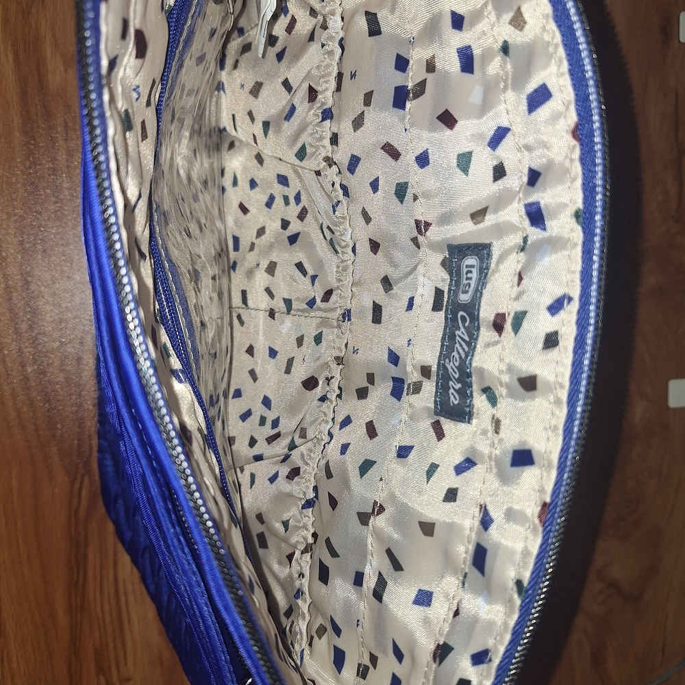 Lug Royal Blue Quilted Crossbody Bag - Picture 3 of 4